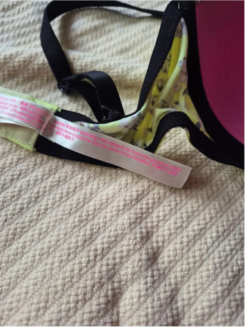 Pink Victoria's Secret Wear Everywhere Lightly Lined Bra 32DD Floral Print